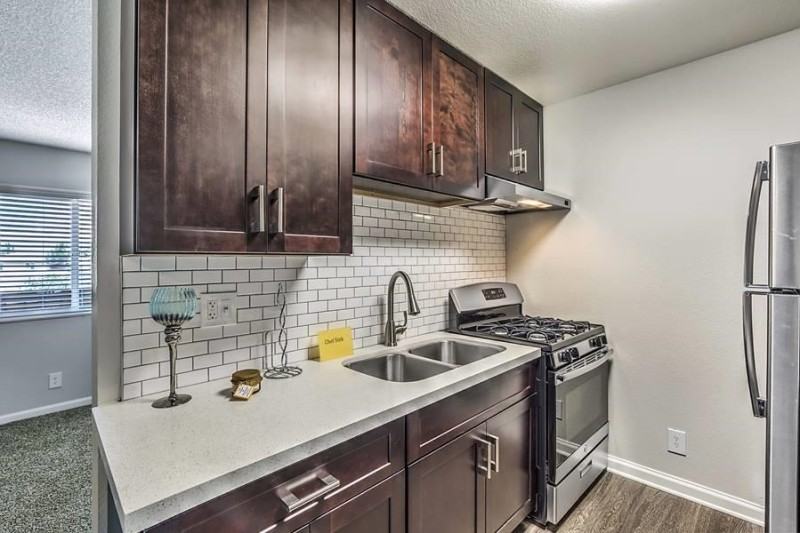 Del Amo Place Apartments Homes - Photo 5 of 48