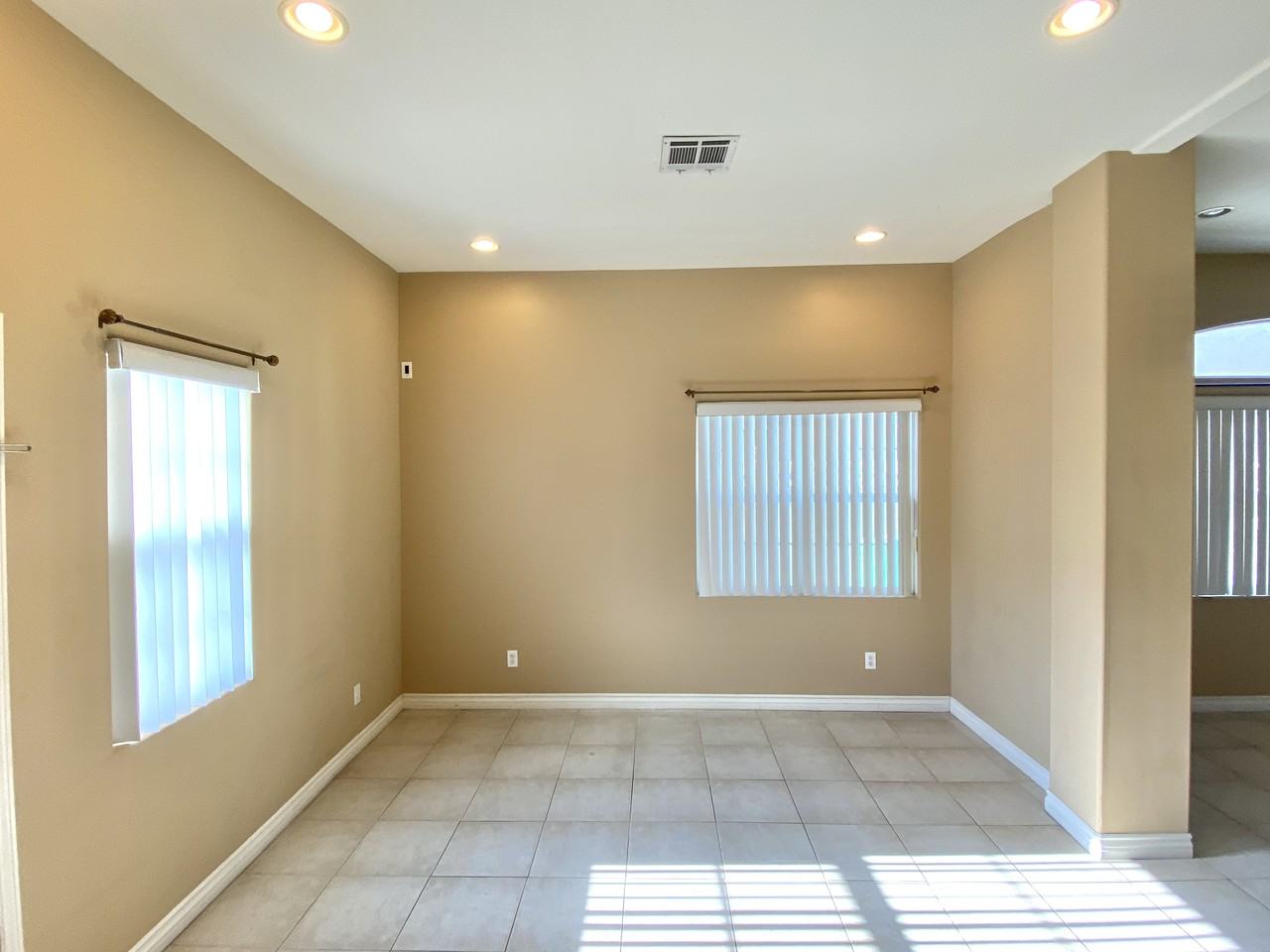 15917 Sierra Vista Ct #NA - Photo 3 of 37