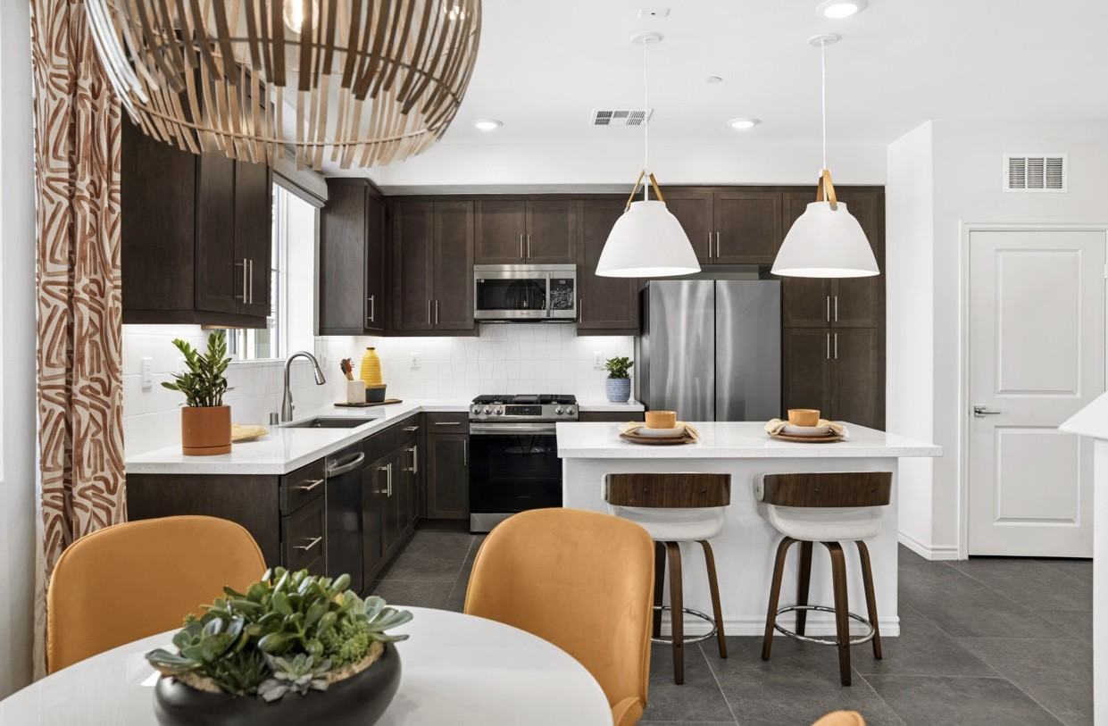 1397 Reliance #1423 - Photo 3 of 7