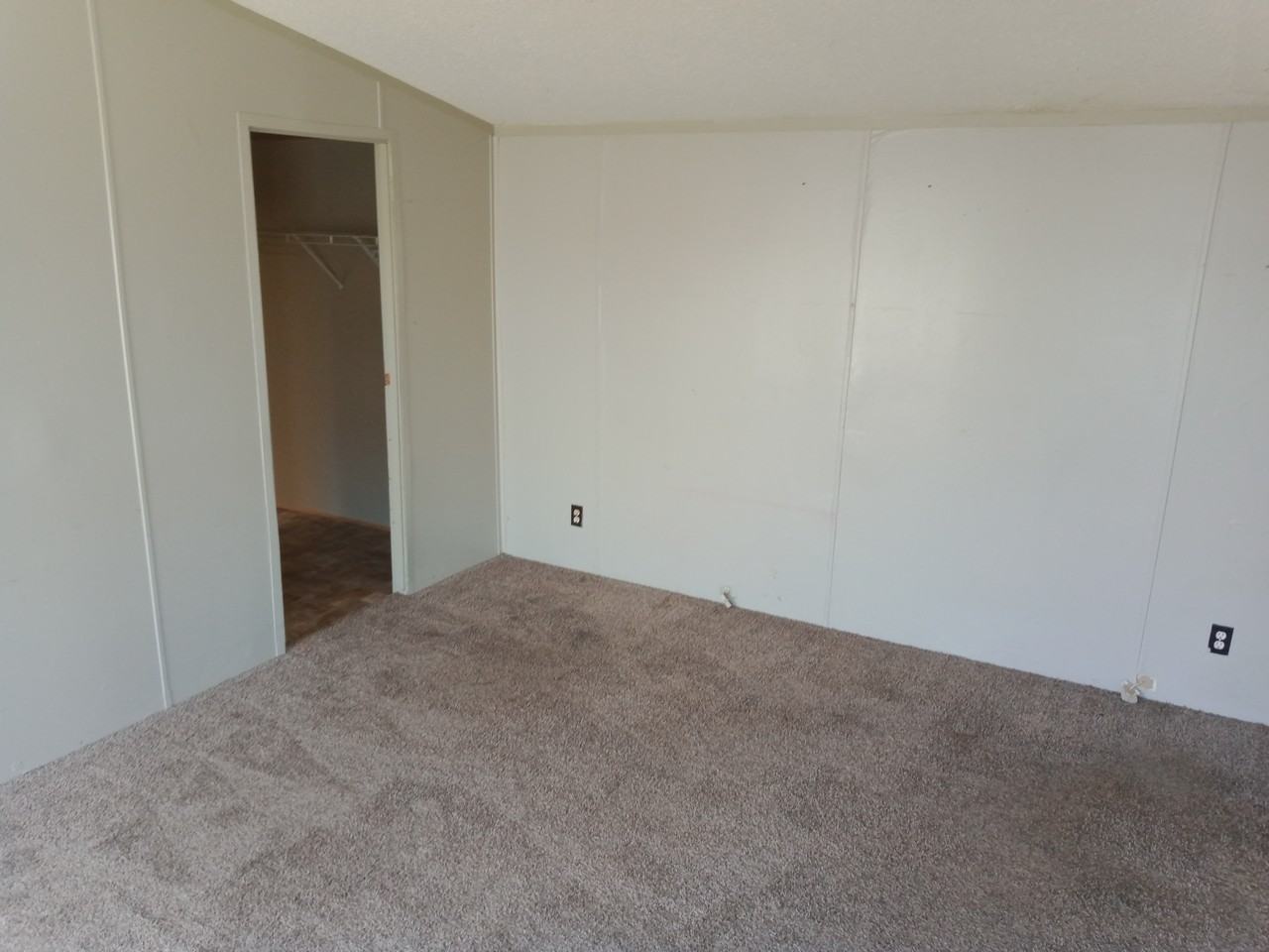 Breezy Heights Mobile Home Park #2708 - Photo 3 of 14