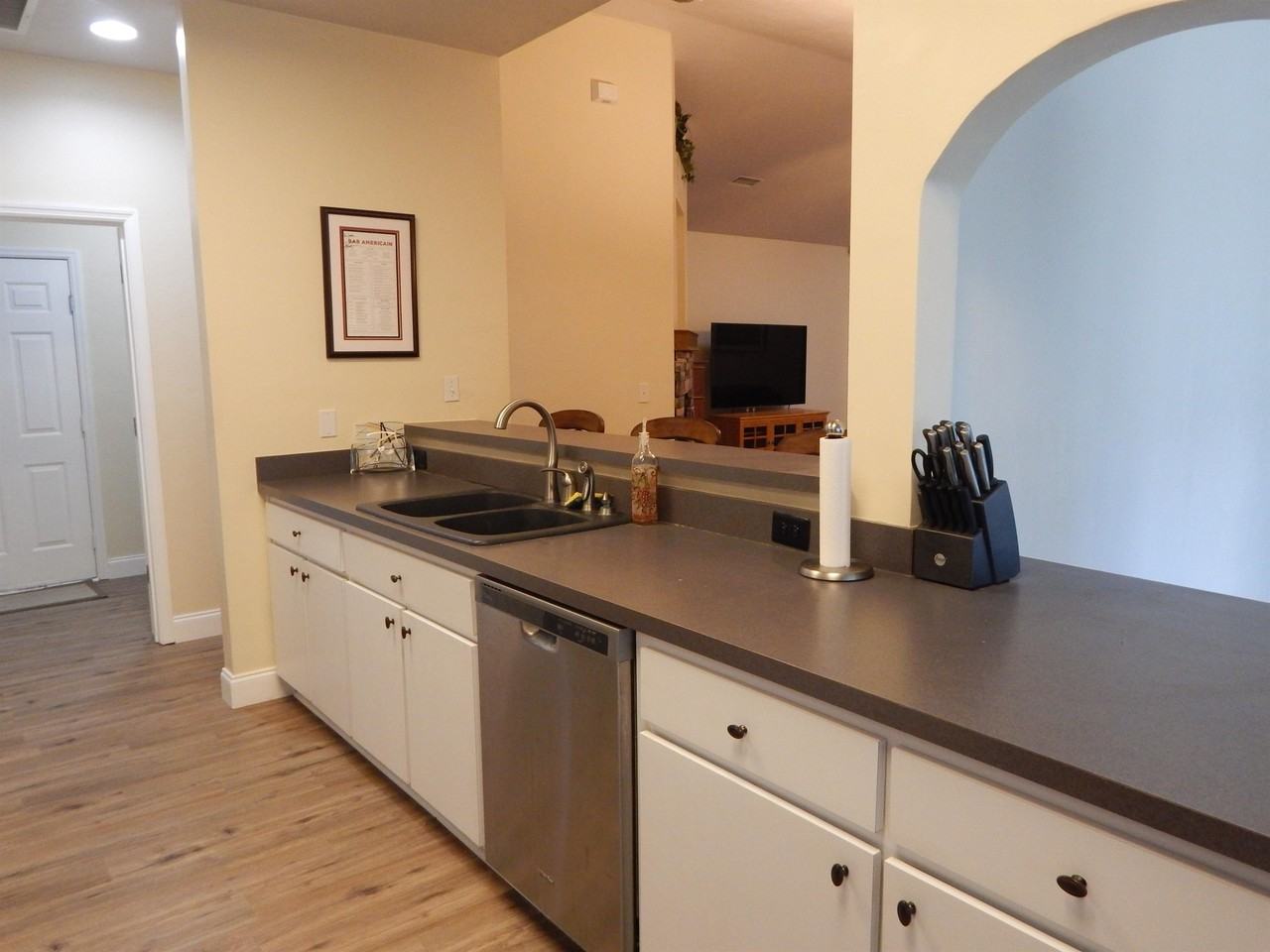 4326 Nw 34th Ter #1 - Photo 5 of 18