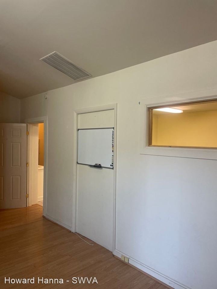 203 North Main Street - Photo 3 of 21