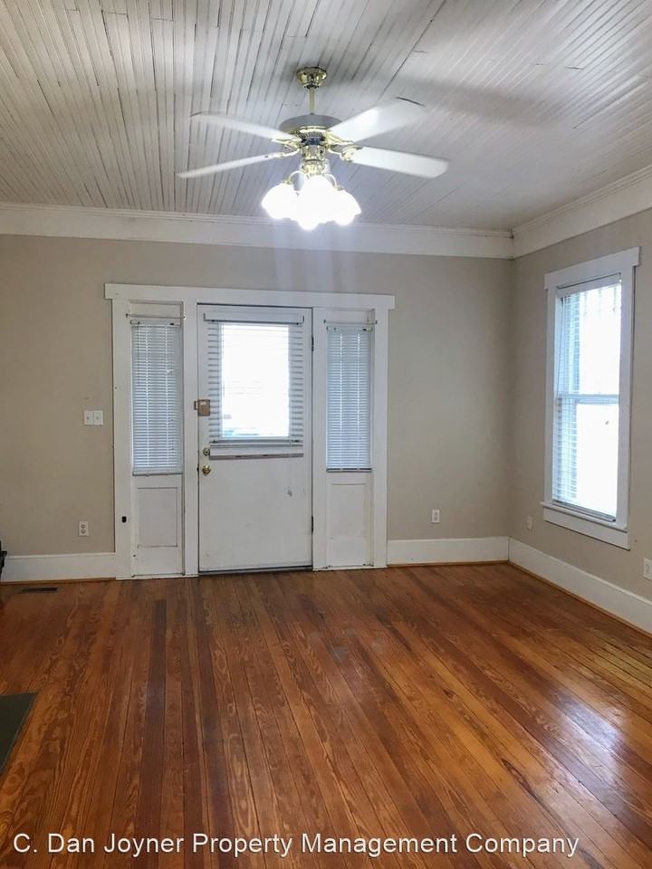 2251 Fairview Rd - Photo 3 of 23