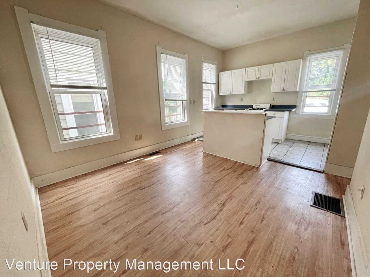 514 E Garfield Ave Apartments in Riverwest, Milwaukee, WI 53212 Zumper