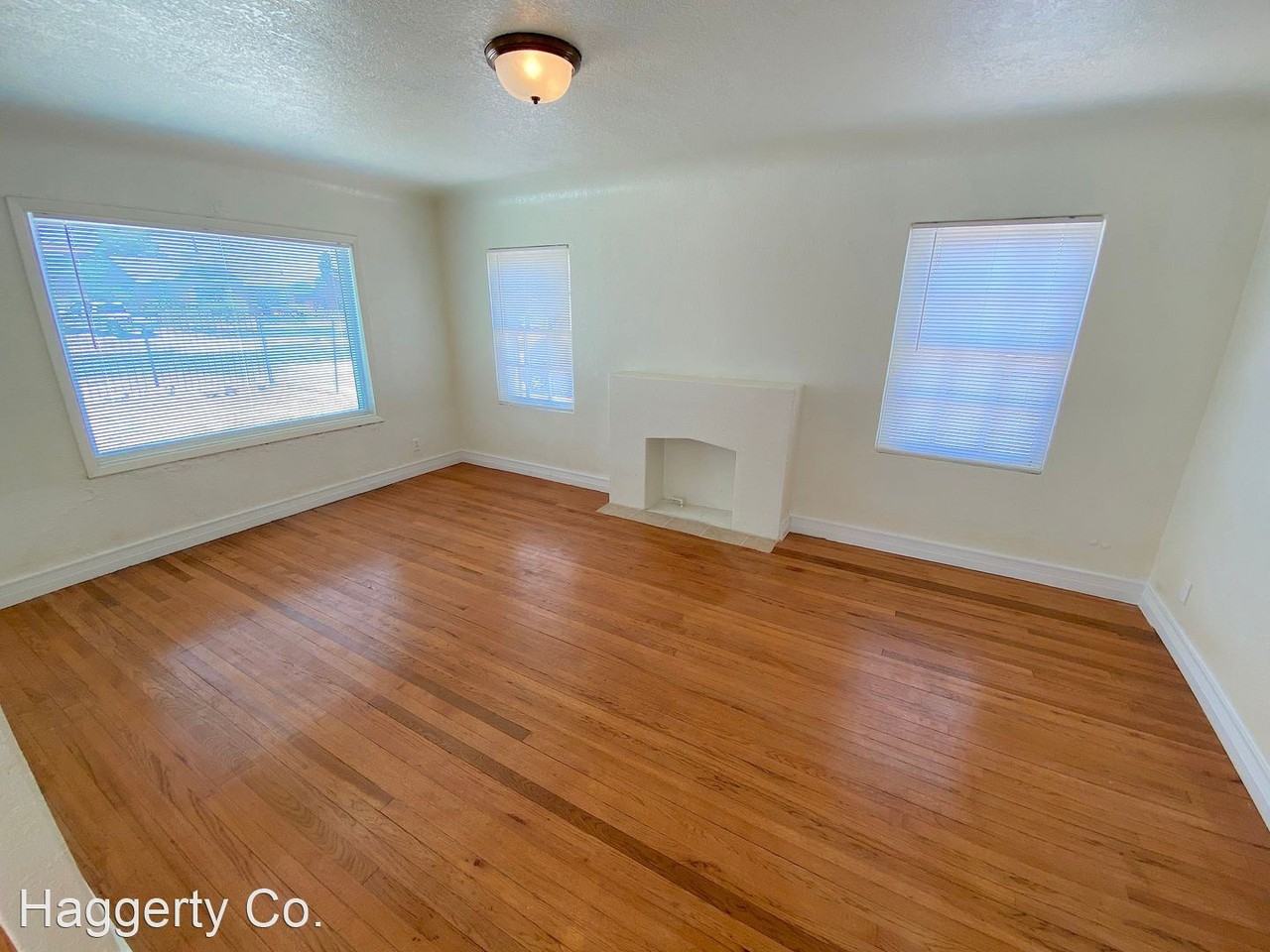 3808 Frankfort - Photo 3 of 18