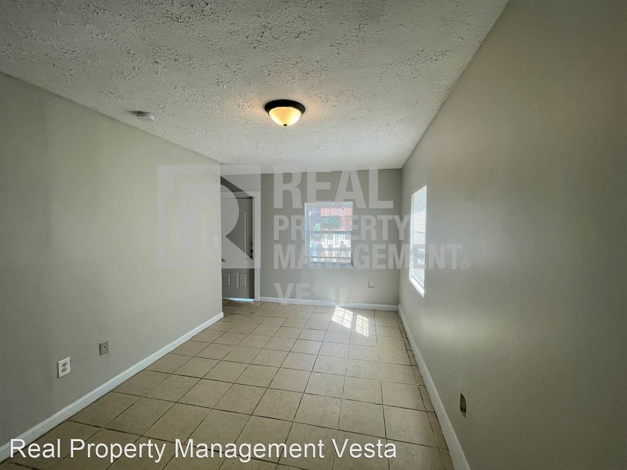 2202 Roosevelt Ave. - Photo 3 of 10