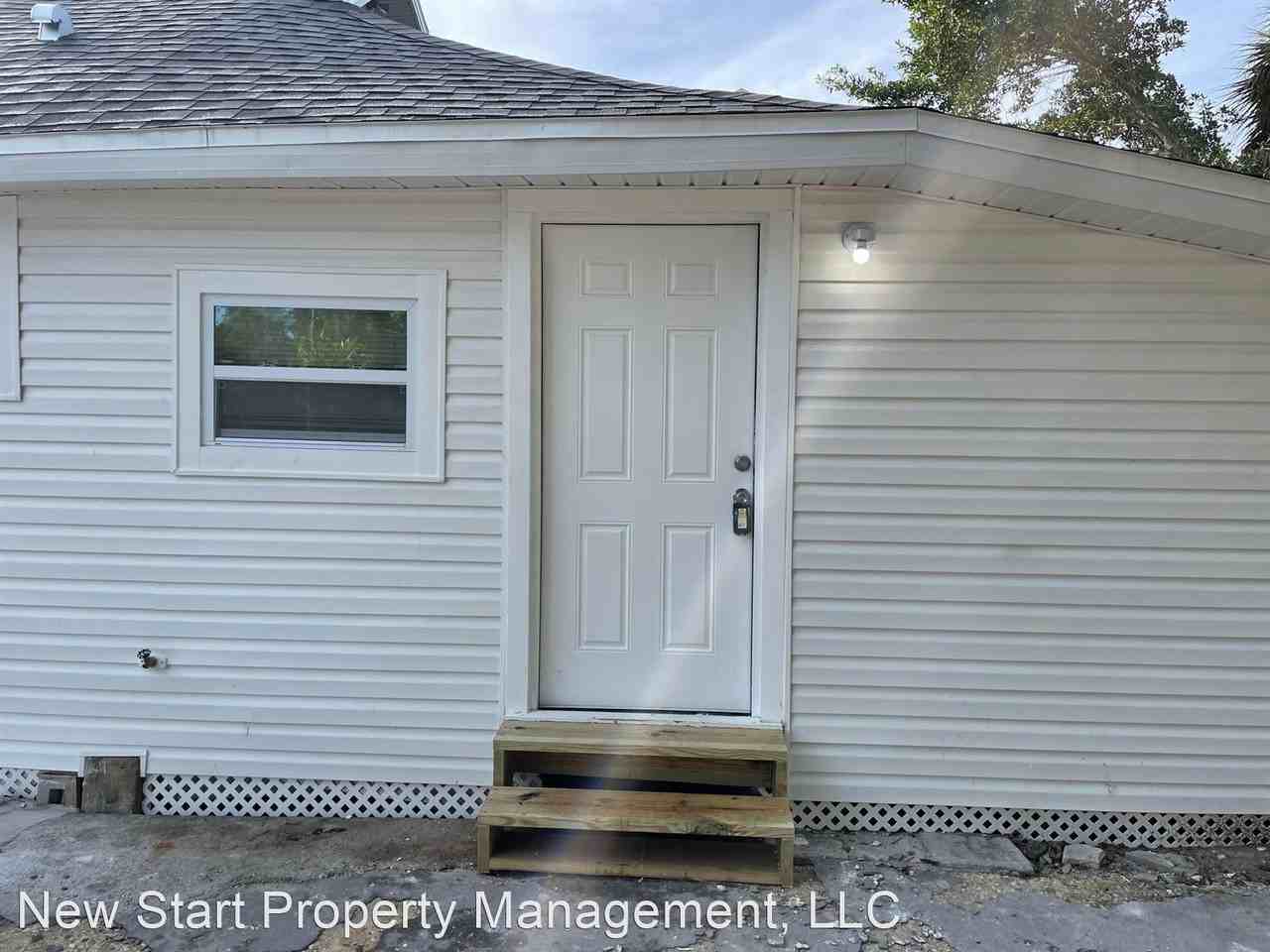 1018 6th St W - Photo 3 of 16