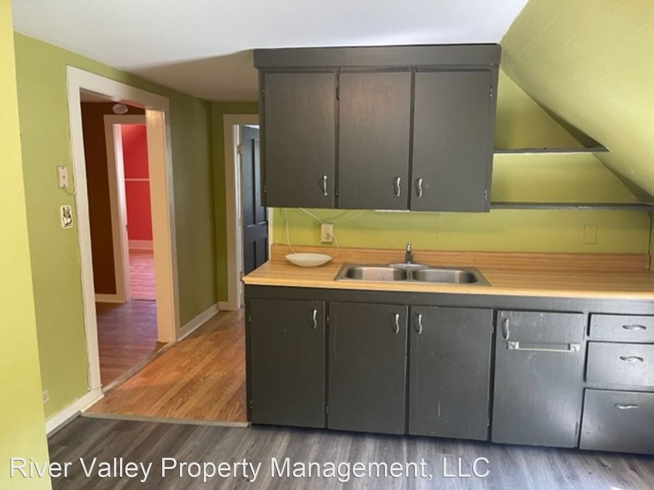 8 Chester Rd Apartments in Springfield, VT 05156 Zumper