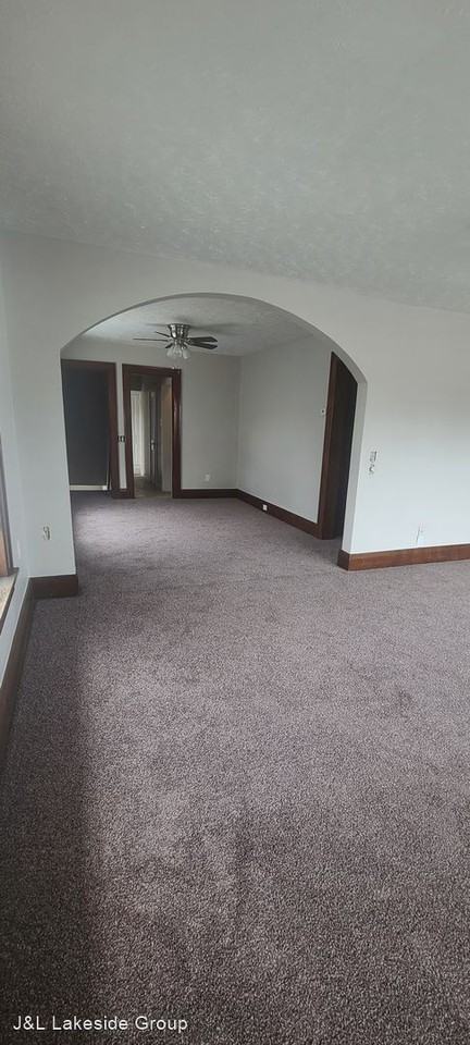 417 Tiffin Ave - Photo 3 of 16