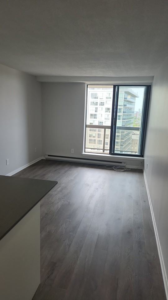 Bronson Place Apartments 440 Gloucester St, Ottawa, ON K1R 7T8 Zumper