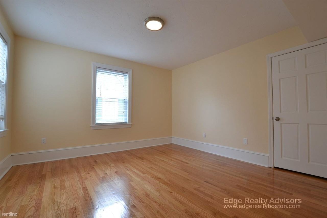26B Willow St - Photo 3 of 7