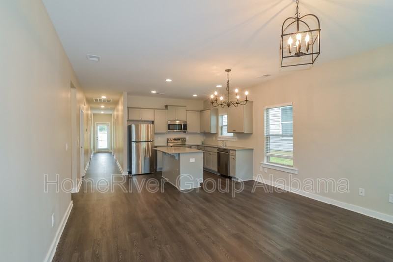 166 Park Dr N - Photo 3 of 20