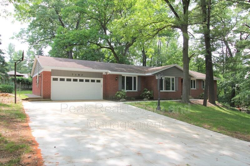 7180 Dorset Dr Se - Photo 3 of 27