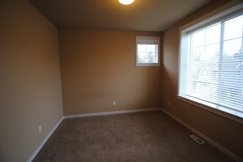 15945 Ne 117th St - Photo 7 of 21