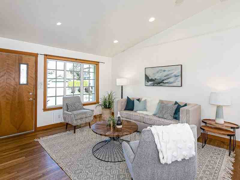 1066 Ne Madrona St - Photo 3 of 32