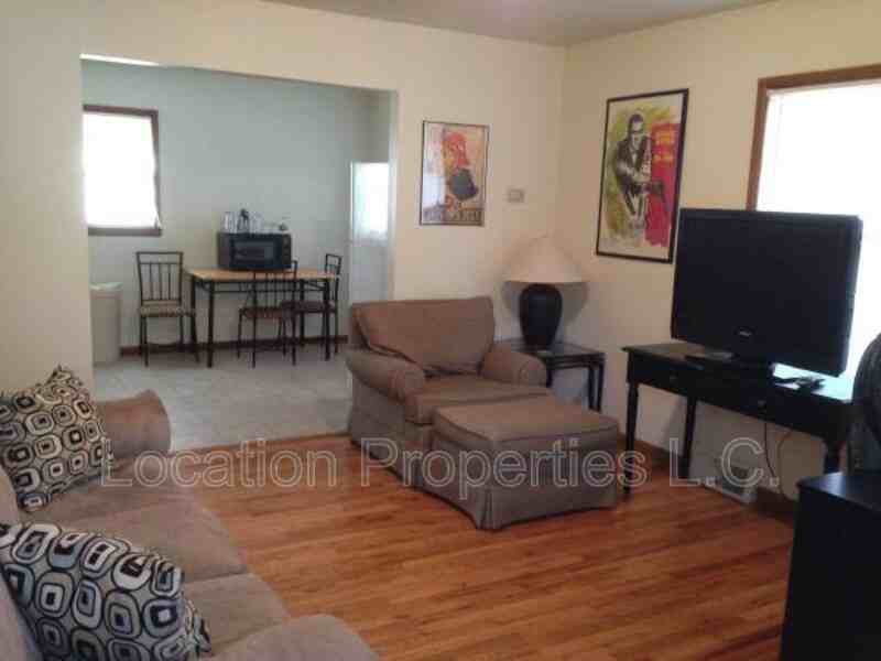 1824 Missouri St - Photo 3 of 6