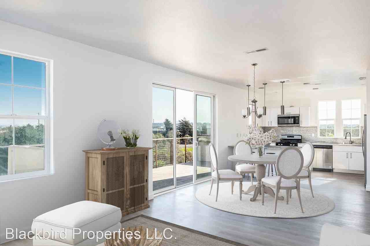 76 Blackbird Cir - Photo 3 of 7
