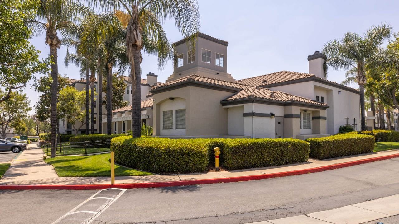 Centre Club - Photo 4 of 33