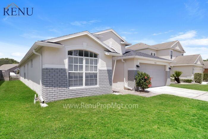 27421 Sugar Loaf Dr - Photo 3 of 18