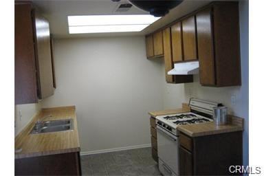 2381 Benidorm Cir - Photo 3 of 4