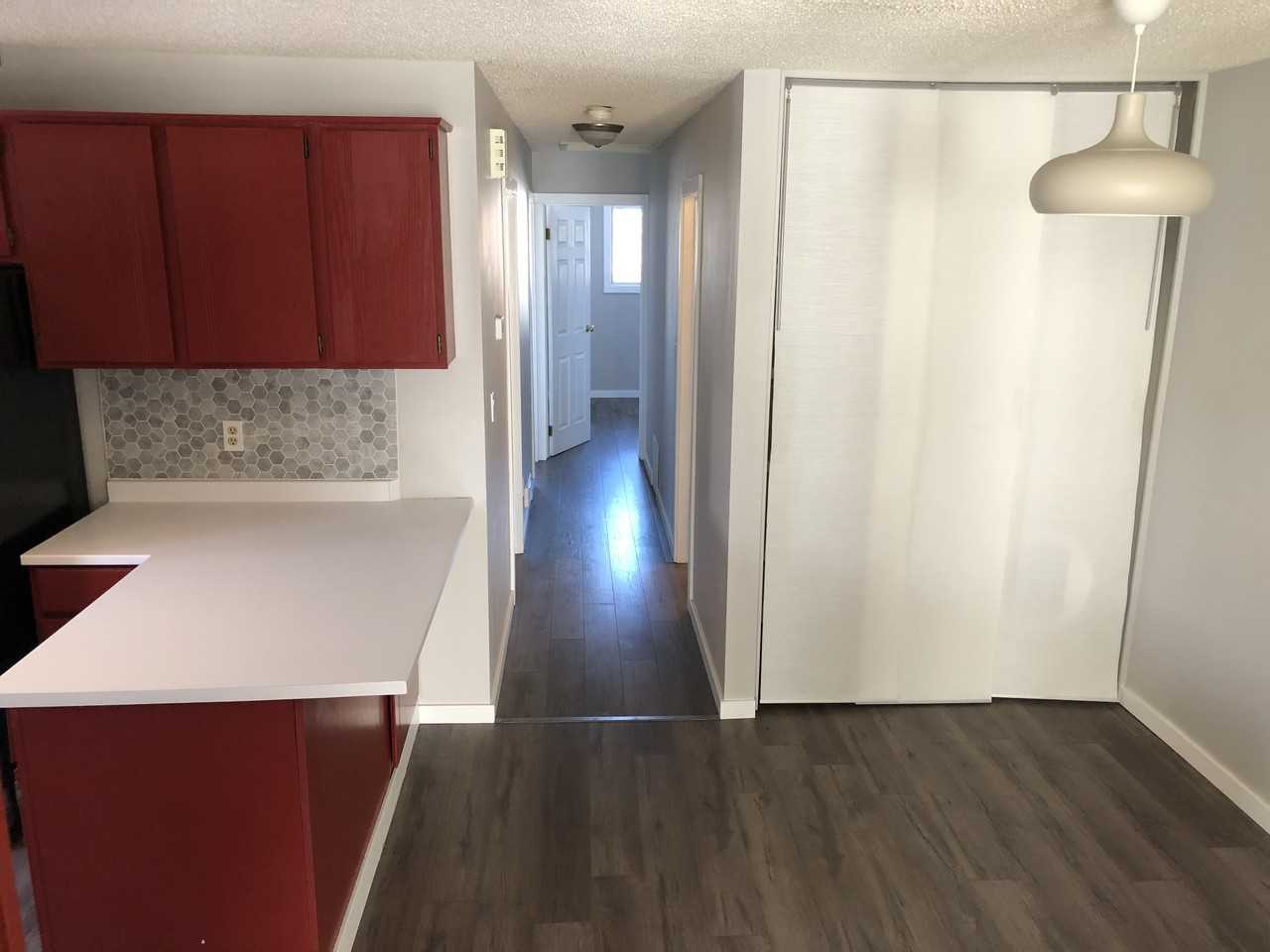 3 Bed 2 Bath Updated Duplex in Gibbons**Fenced Yard**Lots of Storage