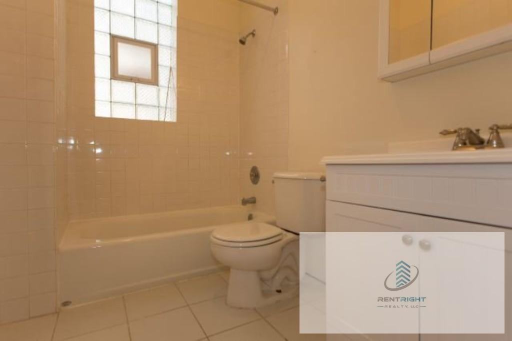 1411 W Erie St #3F - Photo 4 of 20