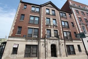 featured image of 3345 N Marshfield Ave #209