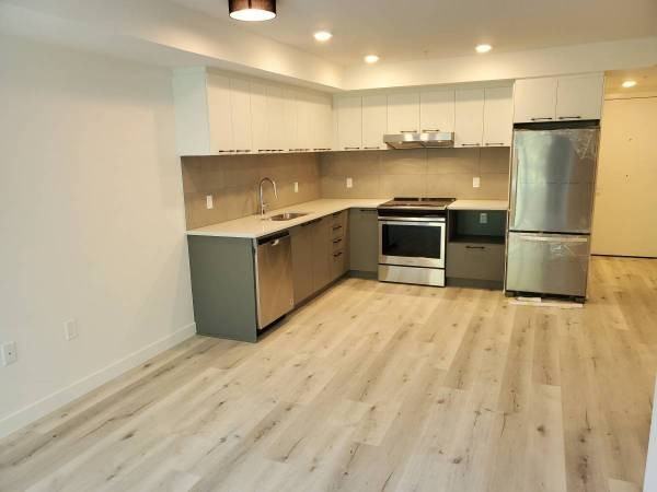 3625 East Sawmill Crescent - Photo 2 of 9