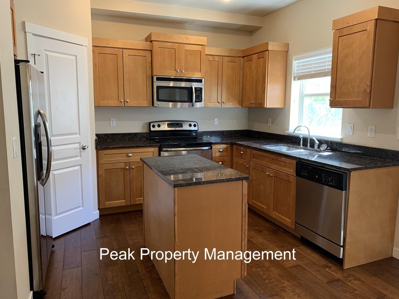 8786 W Pine Valley Ln #1 - Photo 4 of 14