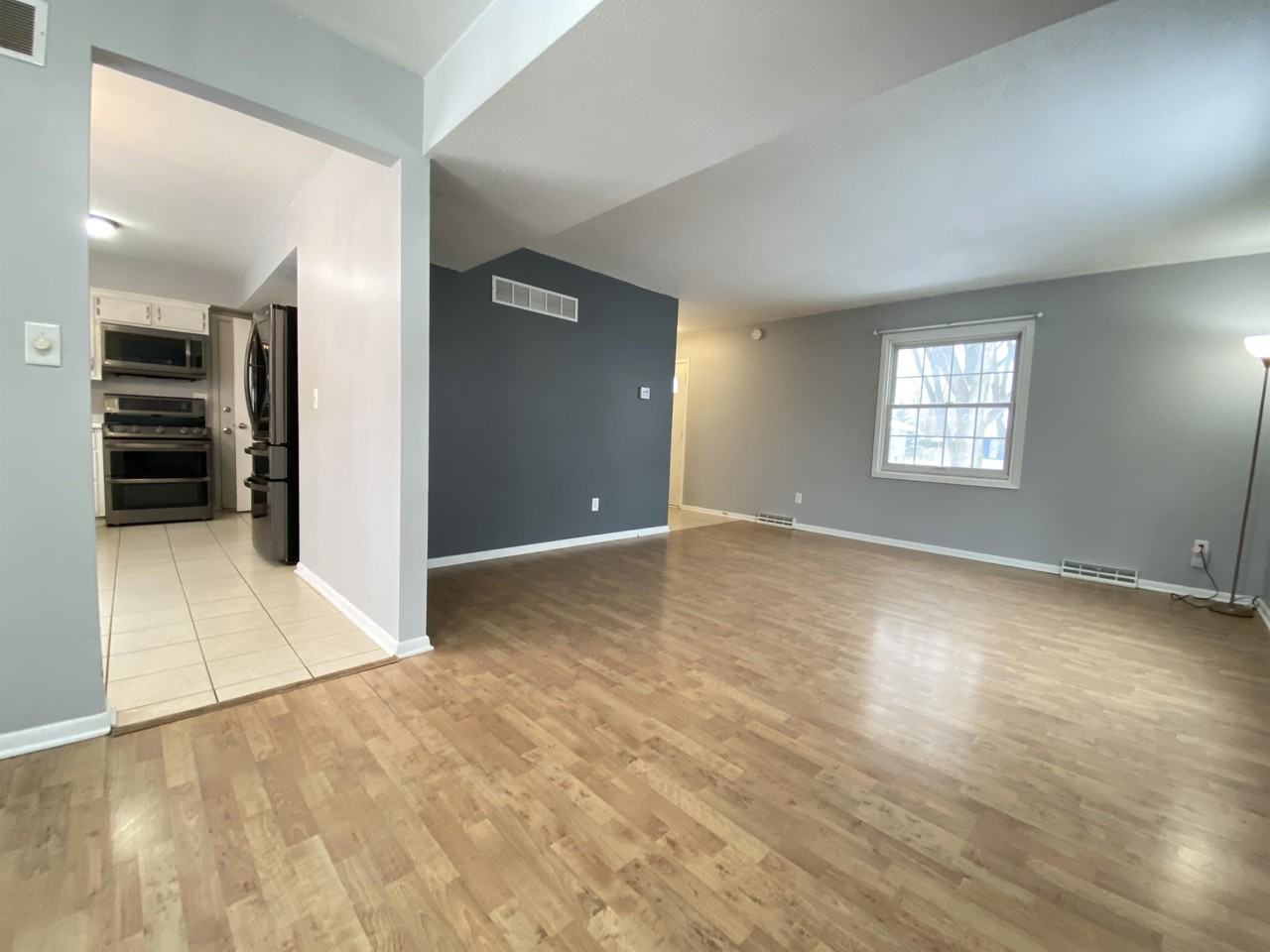 1540 5th Ave Sw #1 - Photo 4 of 21