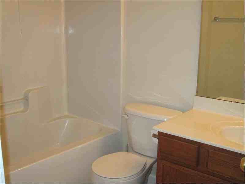 1216 Winding Path Rd - Photo 3 of 31