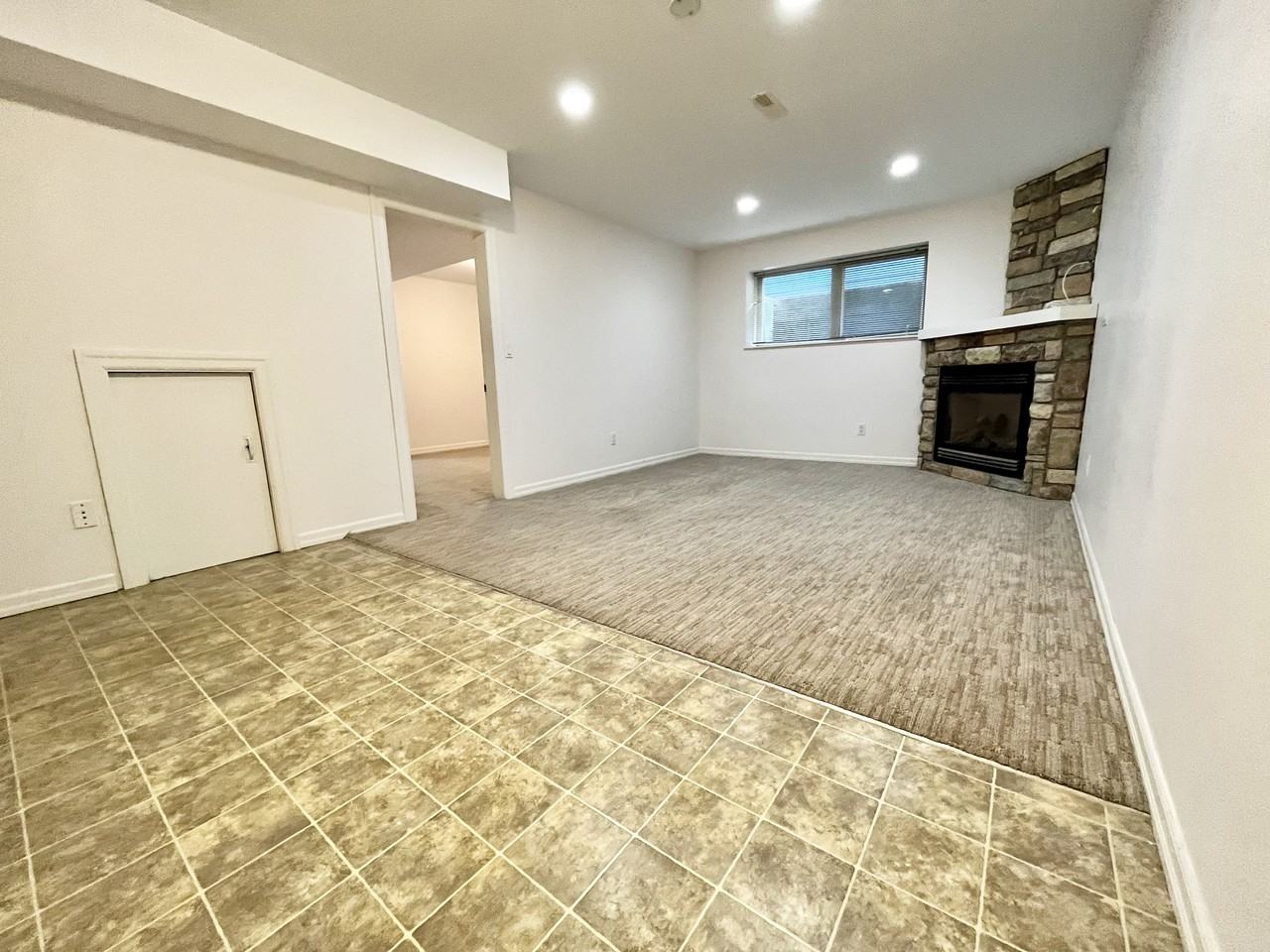 52 52 Avenue - Photo 3 of 10