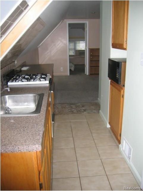 9348 Mcdougall St #3rdFL - Photo 3 of 8