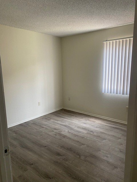 1428 Plaza Del Amo - Photo 6 of 8