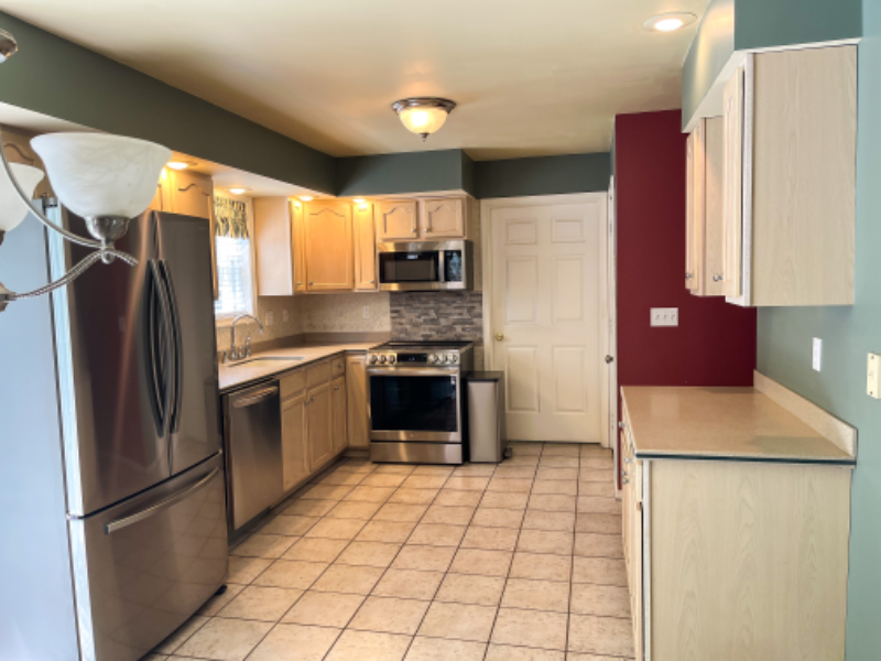 919 Old Logger Rd - Photo 2 of 29