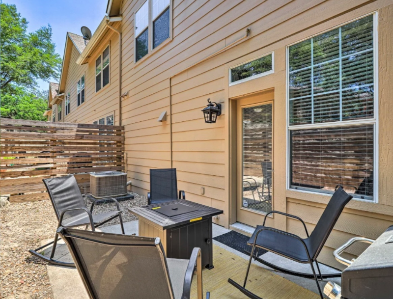 20986 Waterside Dr - Photo 6 of 31