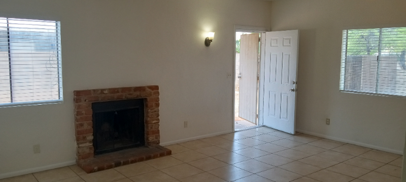 2341 N Dodge Blvd - Photo 2 of 19