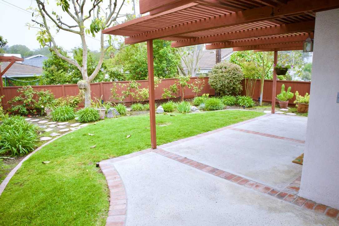 6044 Mossbank Dr #1 - Photo 7 of 50