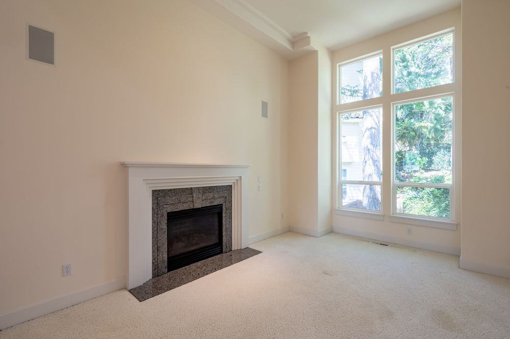 2160 Fircrest Dr - Photo 2 of 50