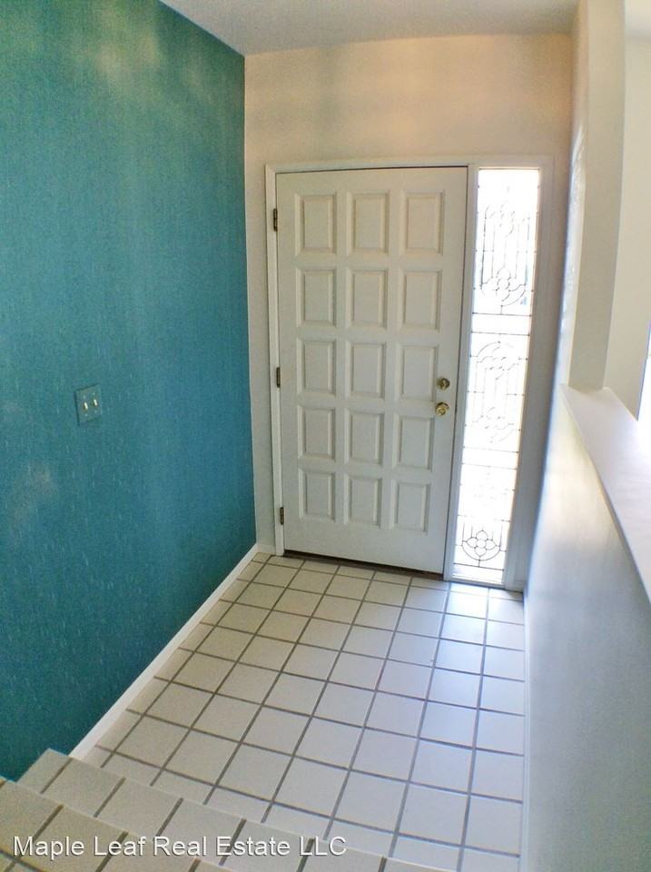 15220 Ne 3rd Pl - Photo 3 of 29