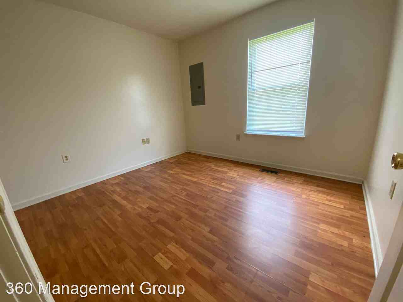 316 Clearwater Way - Photo 3 of 8