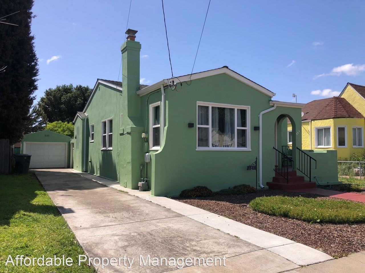 521 E Merle Ct - Photo 2 of 17