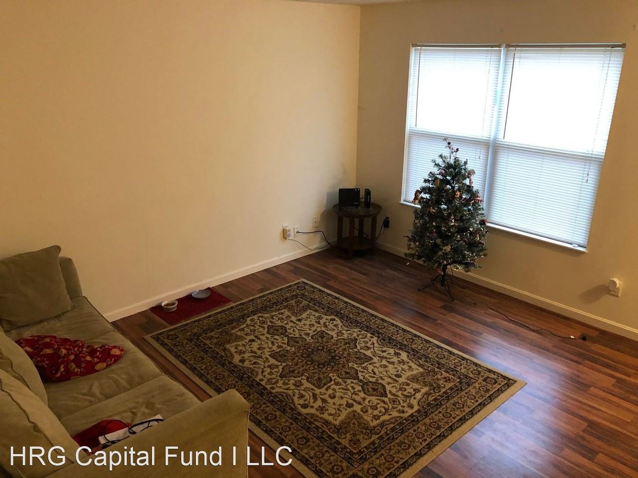 130 Cobblestone Dr - Photo 3 of 12