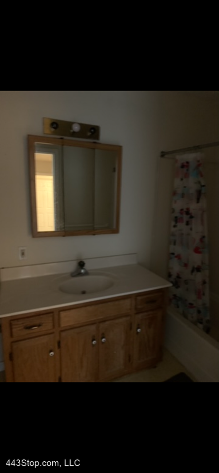 121 S Jefferson Street - Photo 3 of 7