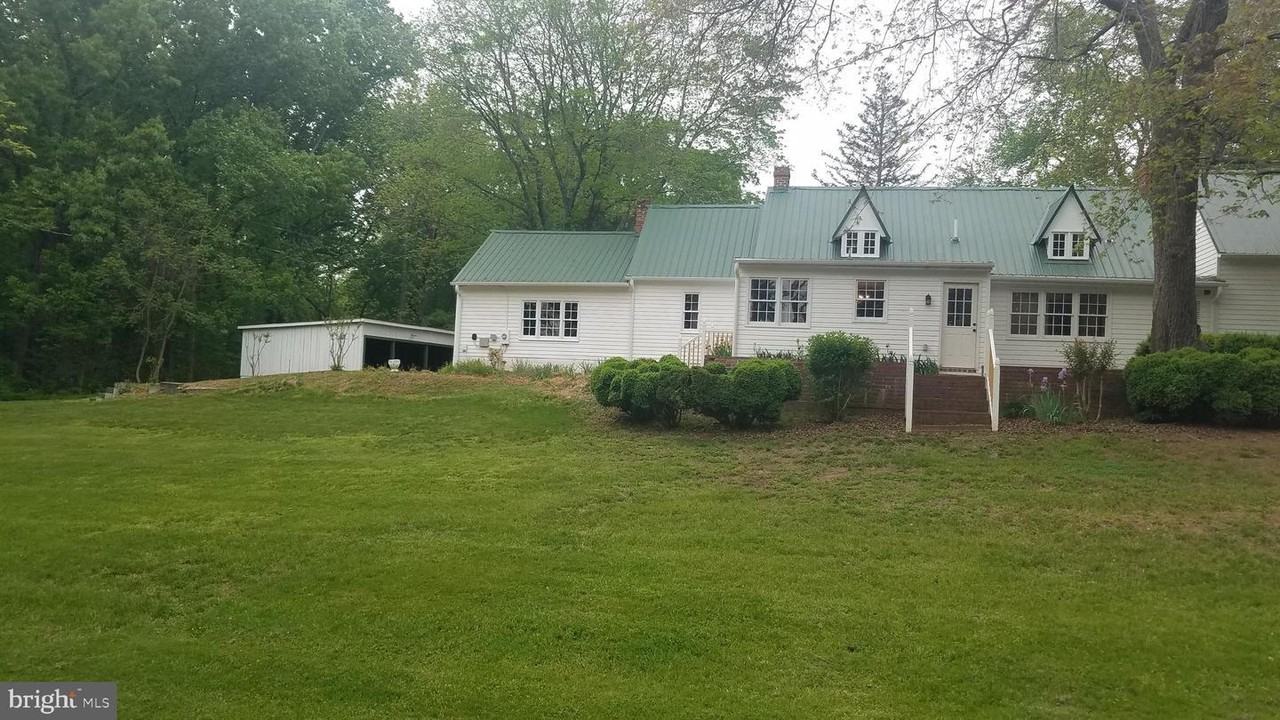 8130 Rose Hill Manor Pl - Photo 2 of 34