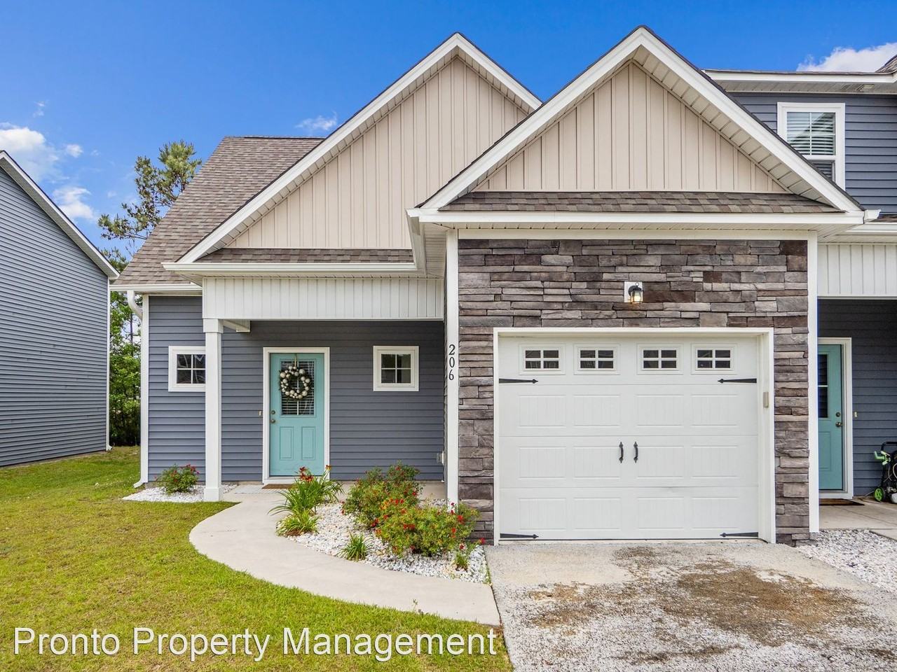 206 N Stingray Ln - Photo 2 of 43