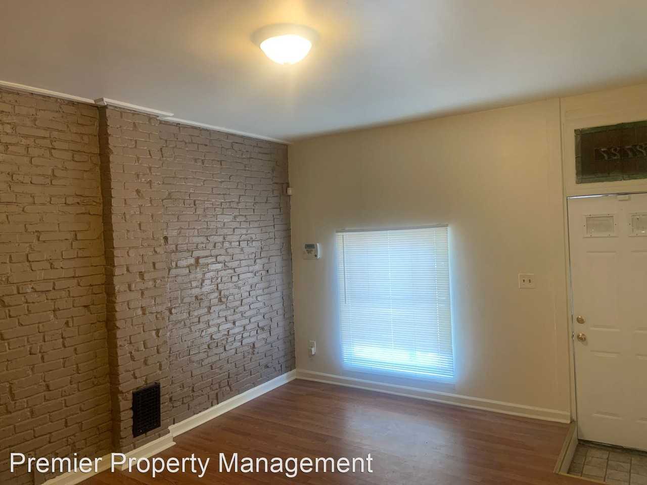 2727 E Madison St - Photo 3 of 20