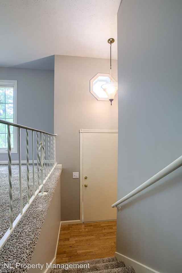 8515 Fowler Ave - Photo 3 of 22