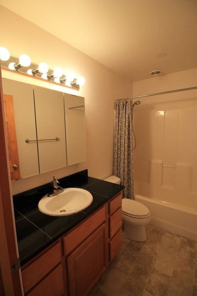 1125 Ladessa Loop - Photo 2 of 12