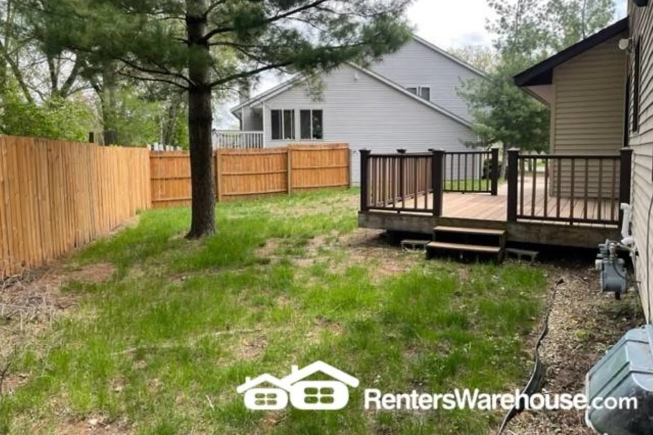 2766 21st St Nw - Photo 2 of 12